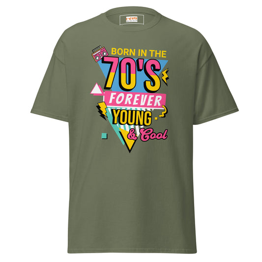 Born in the 70's T-Shirt | Graphic Bold Tee - Military Green - T-Shirts Online