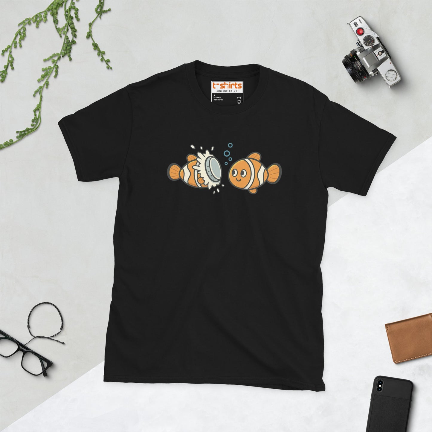 Clownfish Pie T-Shirt – Funny Ocean Pun Tee - Black - T-Shirts Online