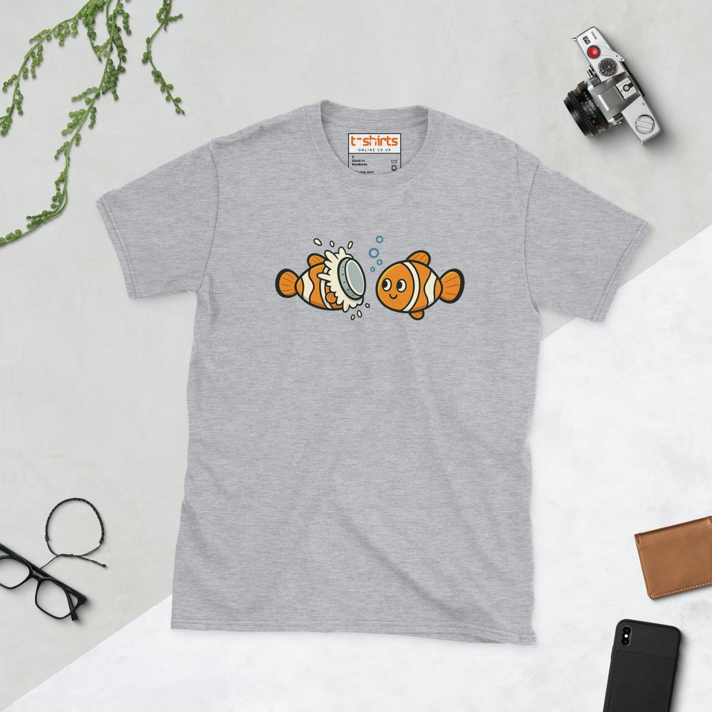 Clownfish Pie T-Shirt – Funny Ocean Pun Tee - Sport Grey - T-Shirts Online